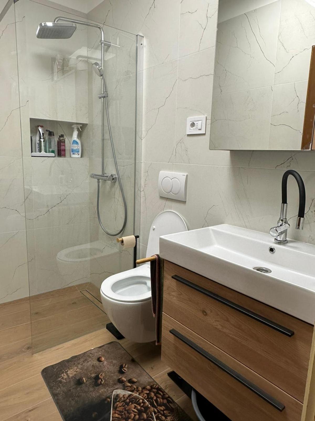 Stone House Dioniz Villa Brnistrova Ngoại thất bức ảnh